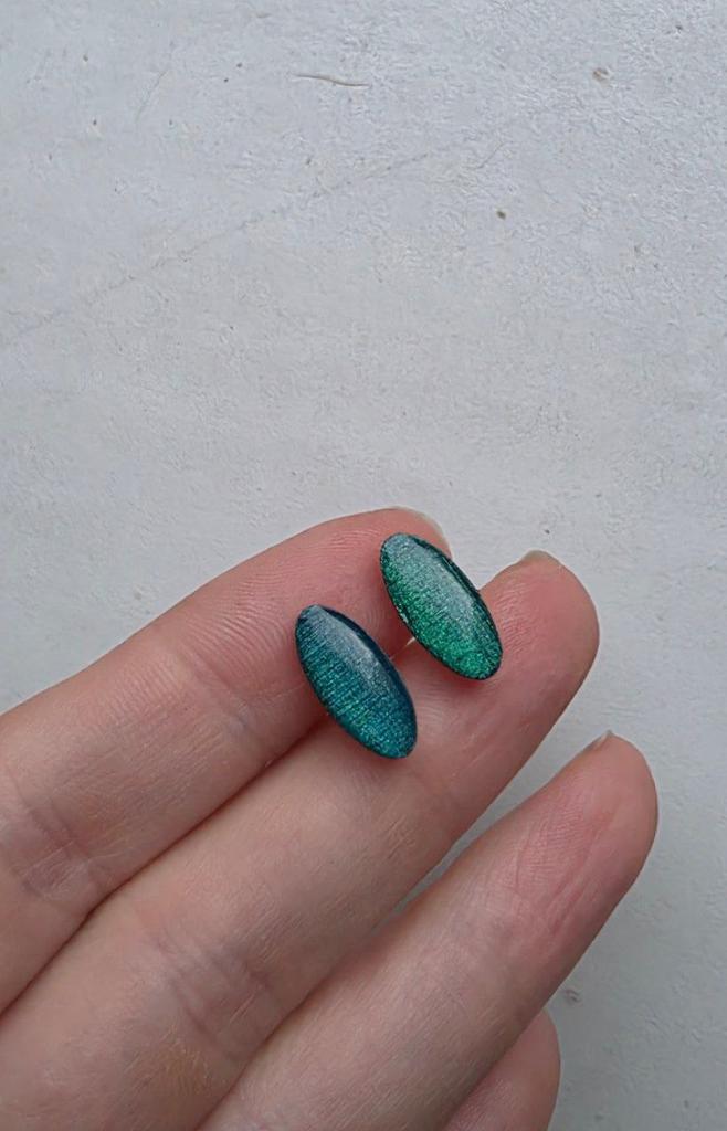 URBAN SHARDS No.6 Серьги гвоздики