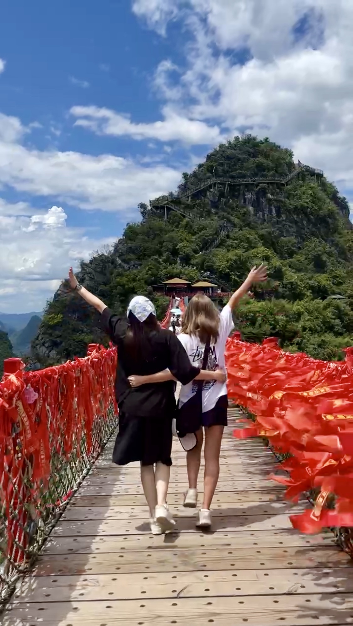 ШЭНЬЧЖЭНЬ-ЯНШО-ГУАНЧЖОУ 10 ночей (10.03.-21.03.)