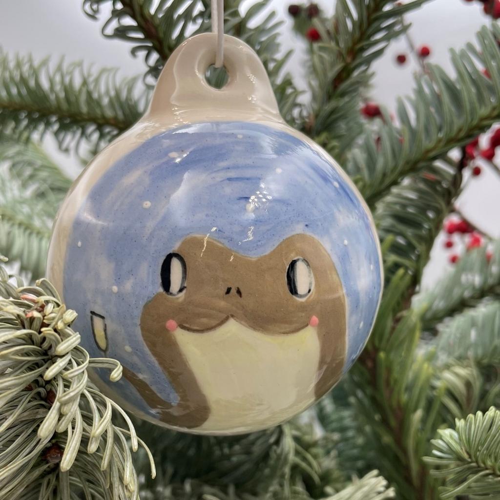 Ёлочный шар с жабой