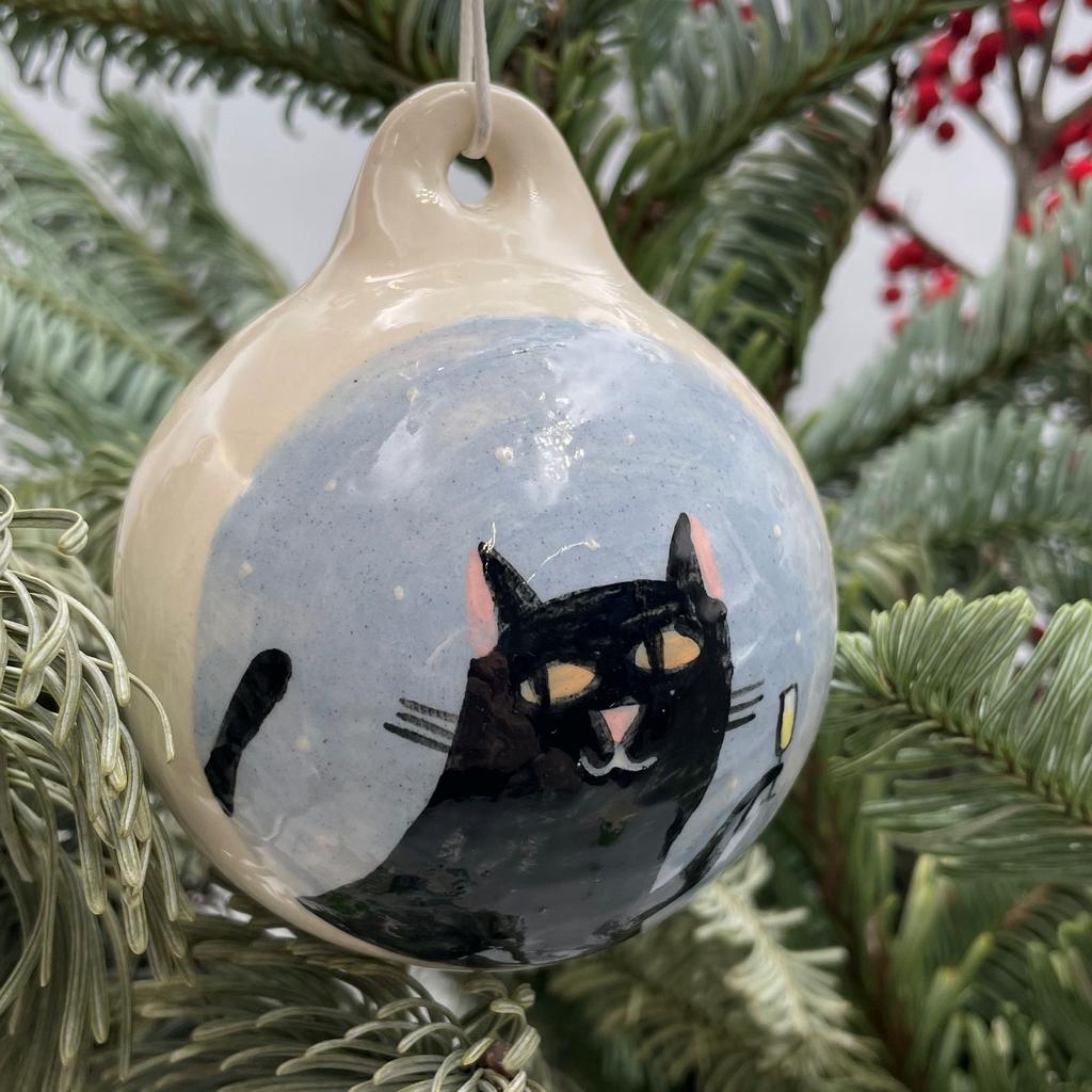 Ёлочный шар с котиком