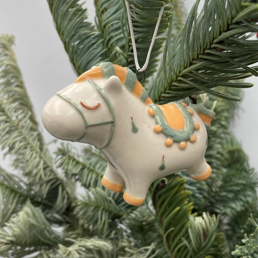 Лошадка на ёлку с грушами