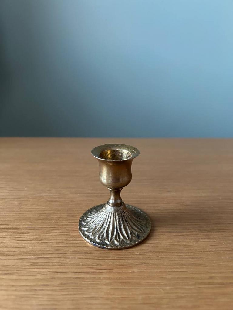 Миниатюрный латунный подсвечник