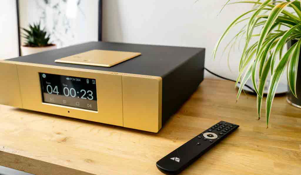 CD/SACD/Сетевой проигрыватель Metronome AQWO 2 Black/Gold