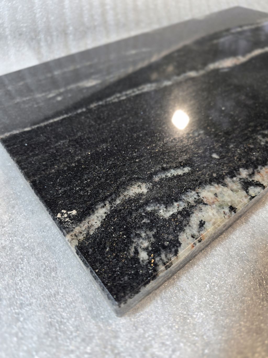 Разделочная доска из гранита (Р-01)