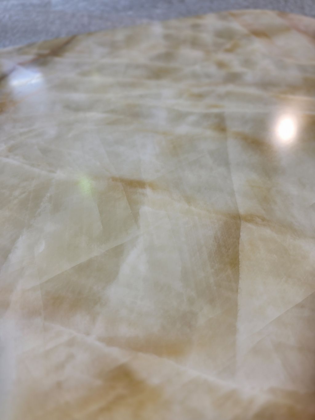 Столик из оникса (СМ-03)