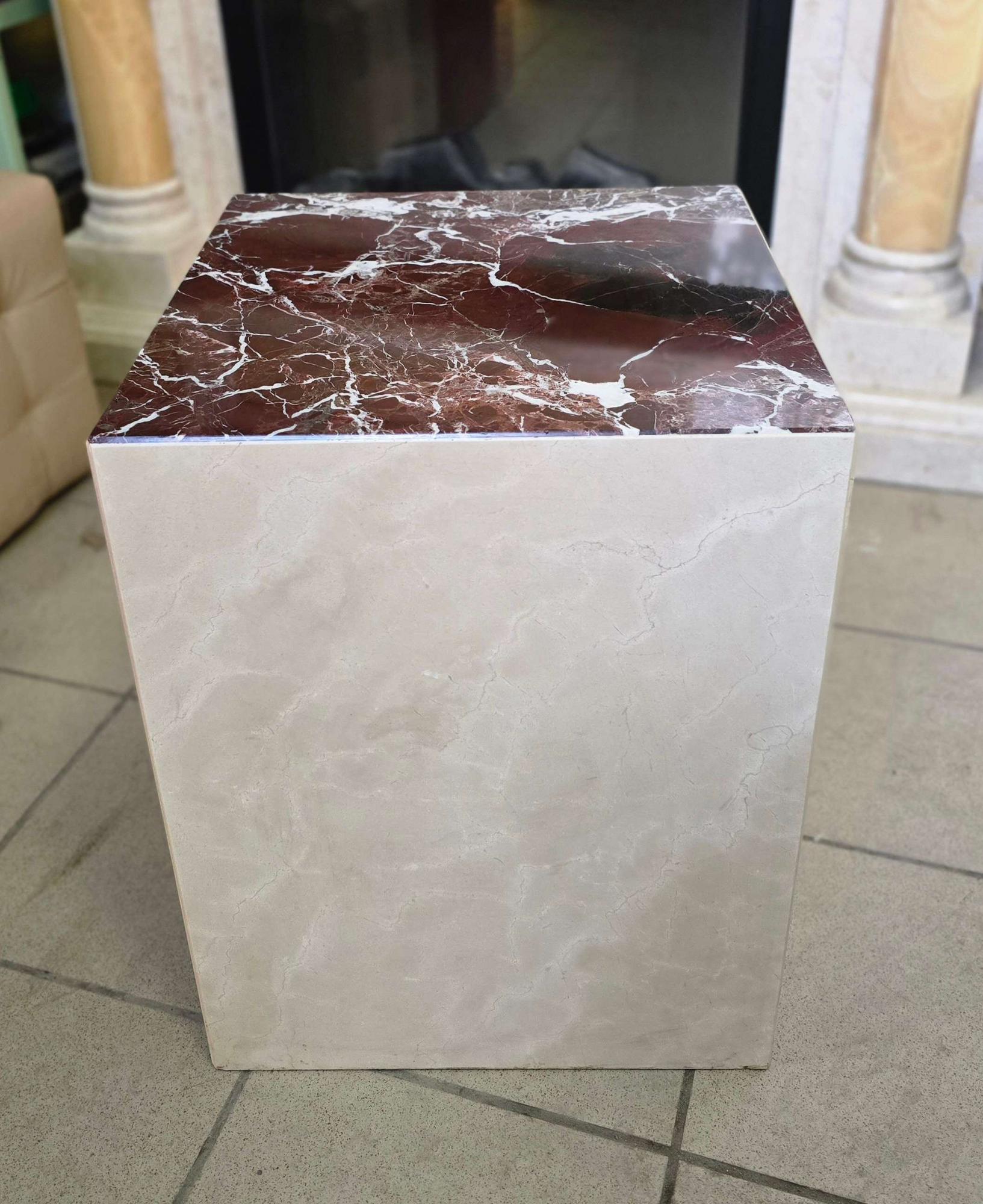 Стол журнальный из мрамора "Куб Мармора" (СК-01)