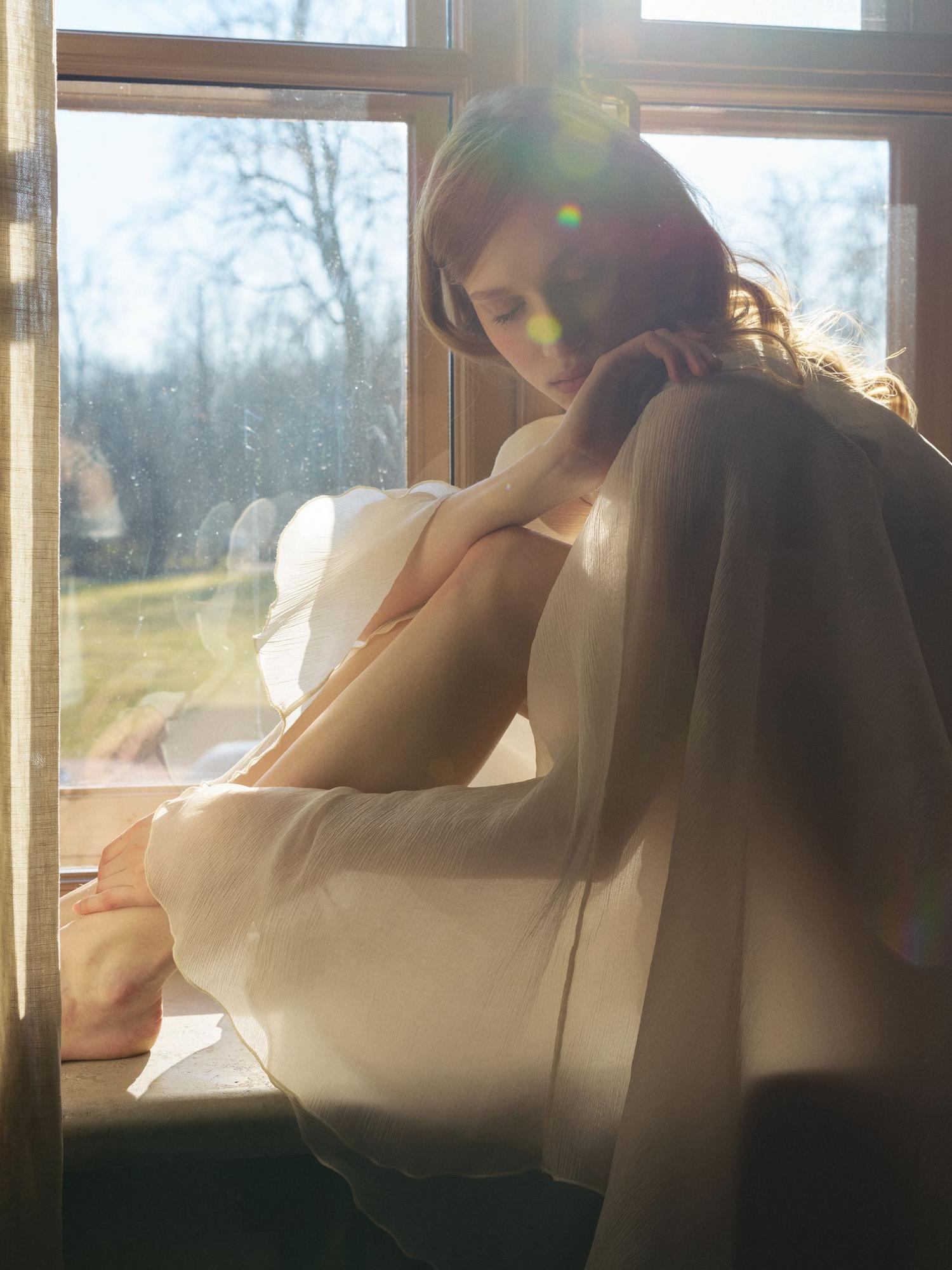 КОМПЛЕКТ "ЛЕПЕСТОК РОЗЫ" - ХАЛАТ, ТОП И ШОРТЫ