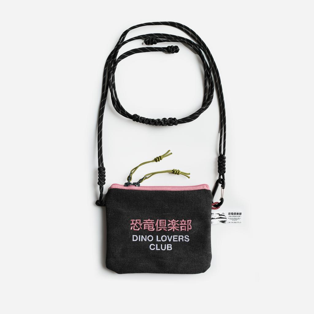 СУМКА С ВЫШИВКОЙ DINO LOVERS CLUB SACOCHE BAG BLACK