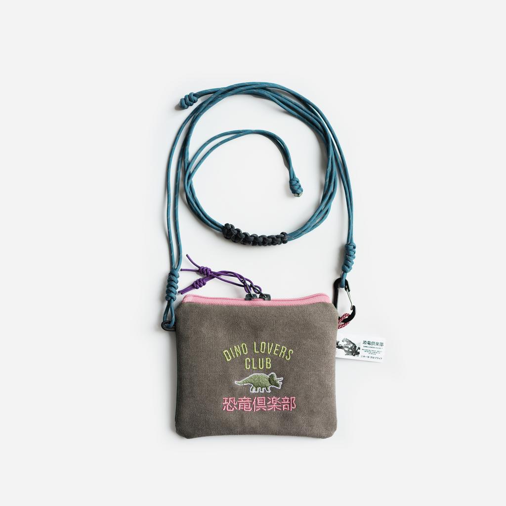 СУМКА С ВЫШИВКОЙ DINO LOVERS CLUB SACOCHE BAG GREY