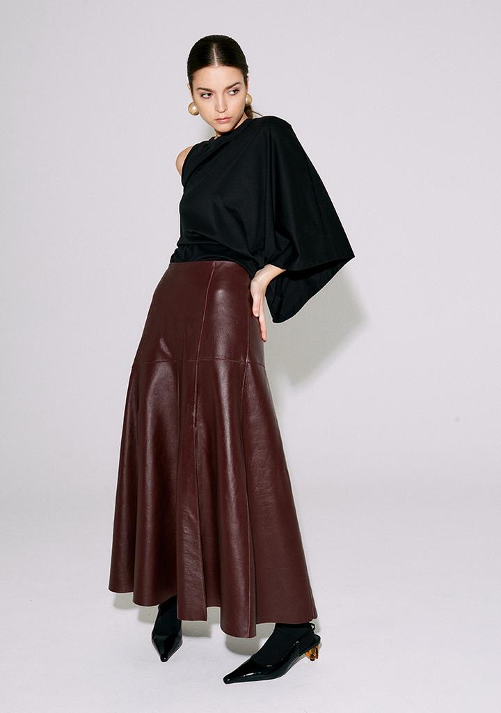 Юбка кожаная расклешенная бордовая