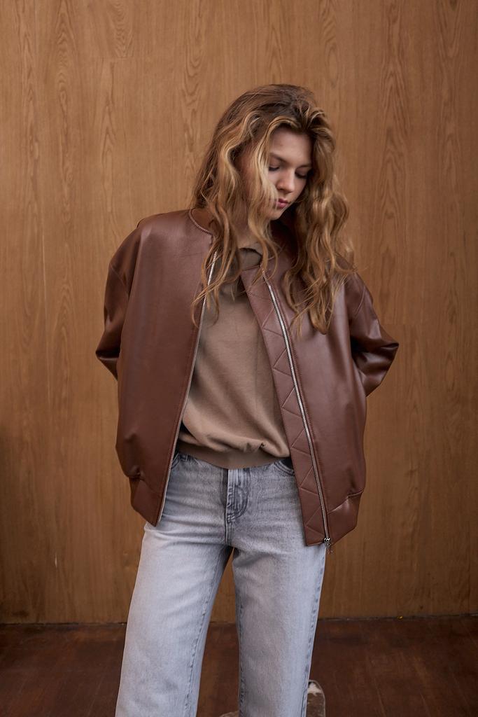 Бомбер из натуральной кожи