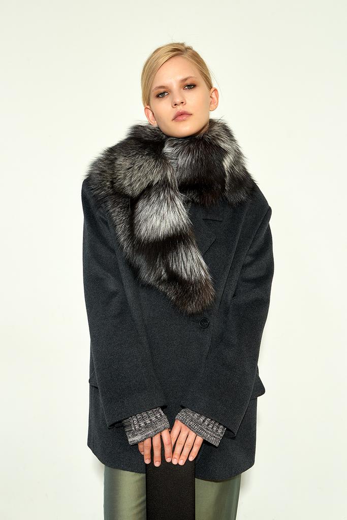 Воротник из серебристой лисицы