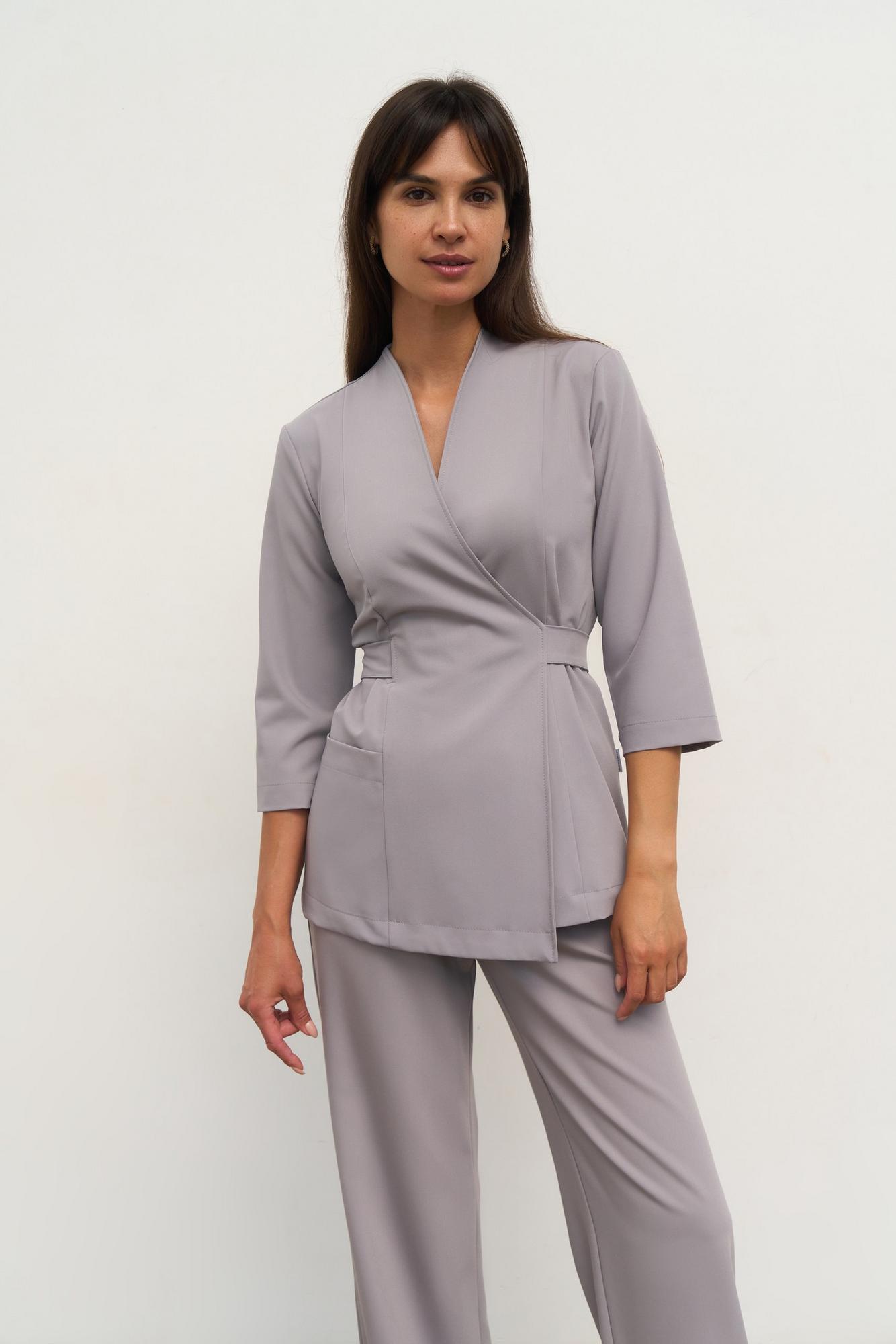 Блуза на запахе с поясом с рукавом 3/4 светло серая KL 211