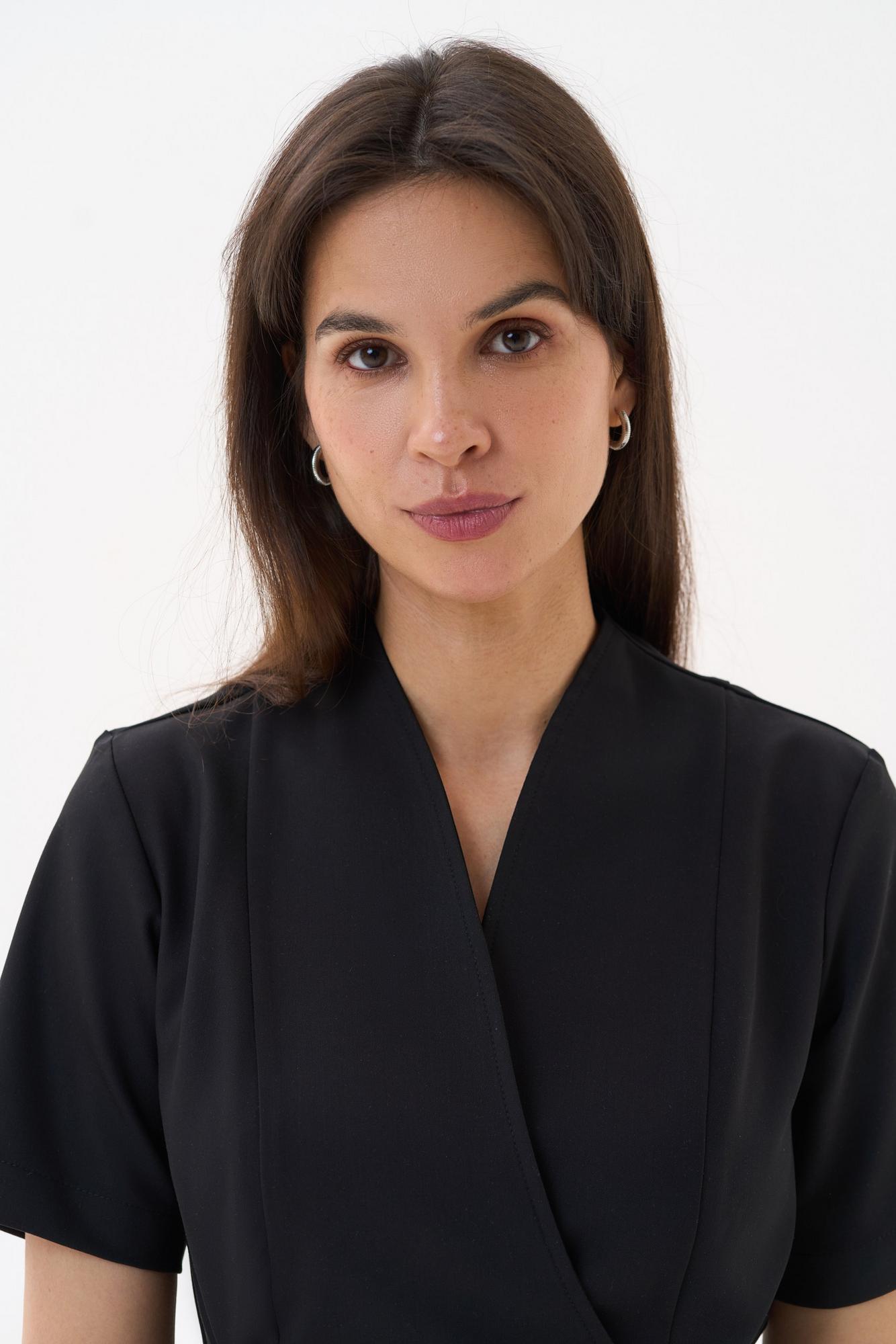 Хирургическая блуза на запахе с поясом черная KL 210