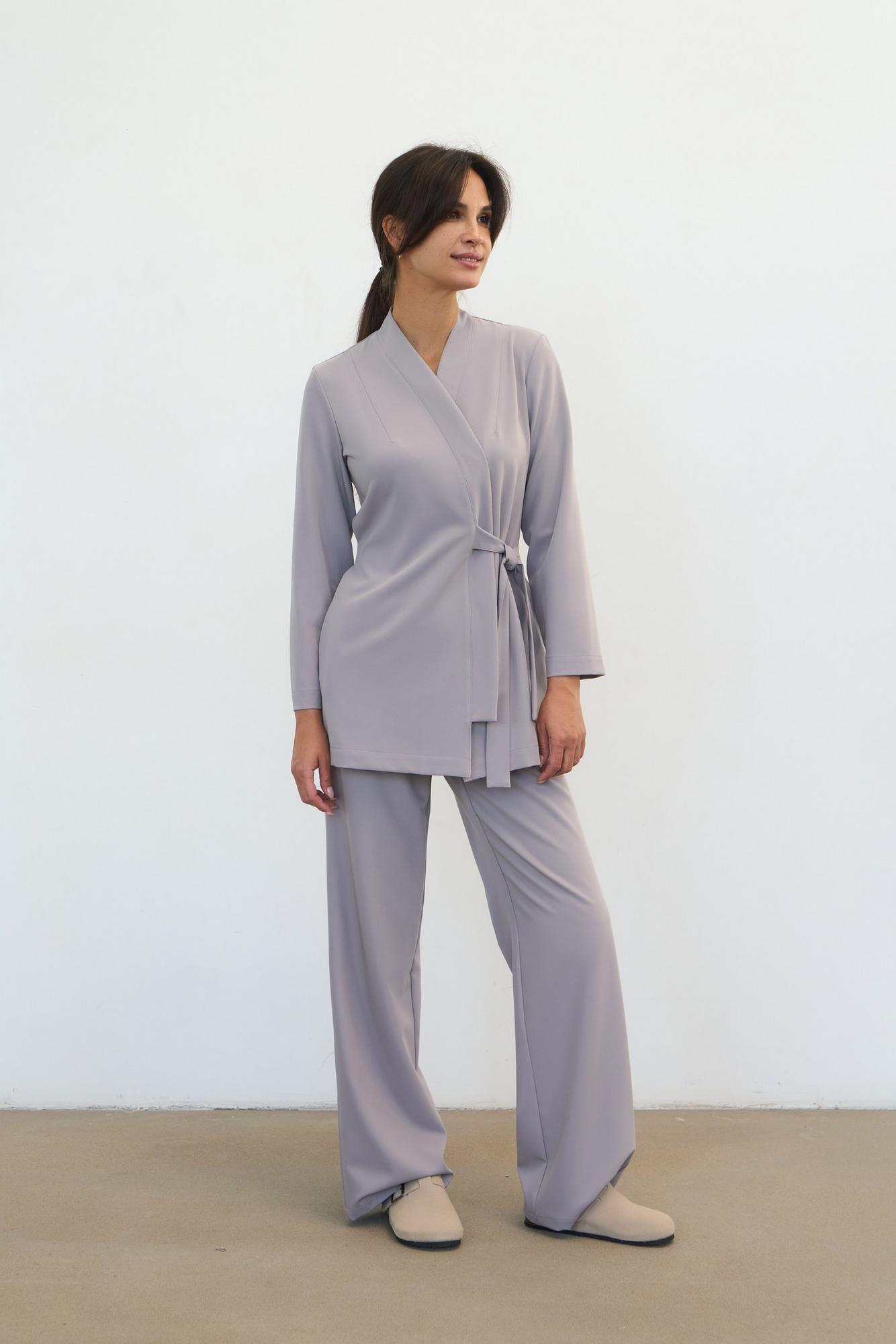 Прямые брюки на поясе светло-серые KL 311