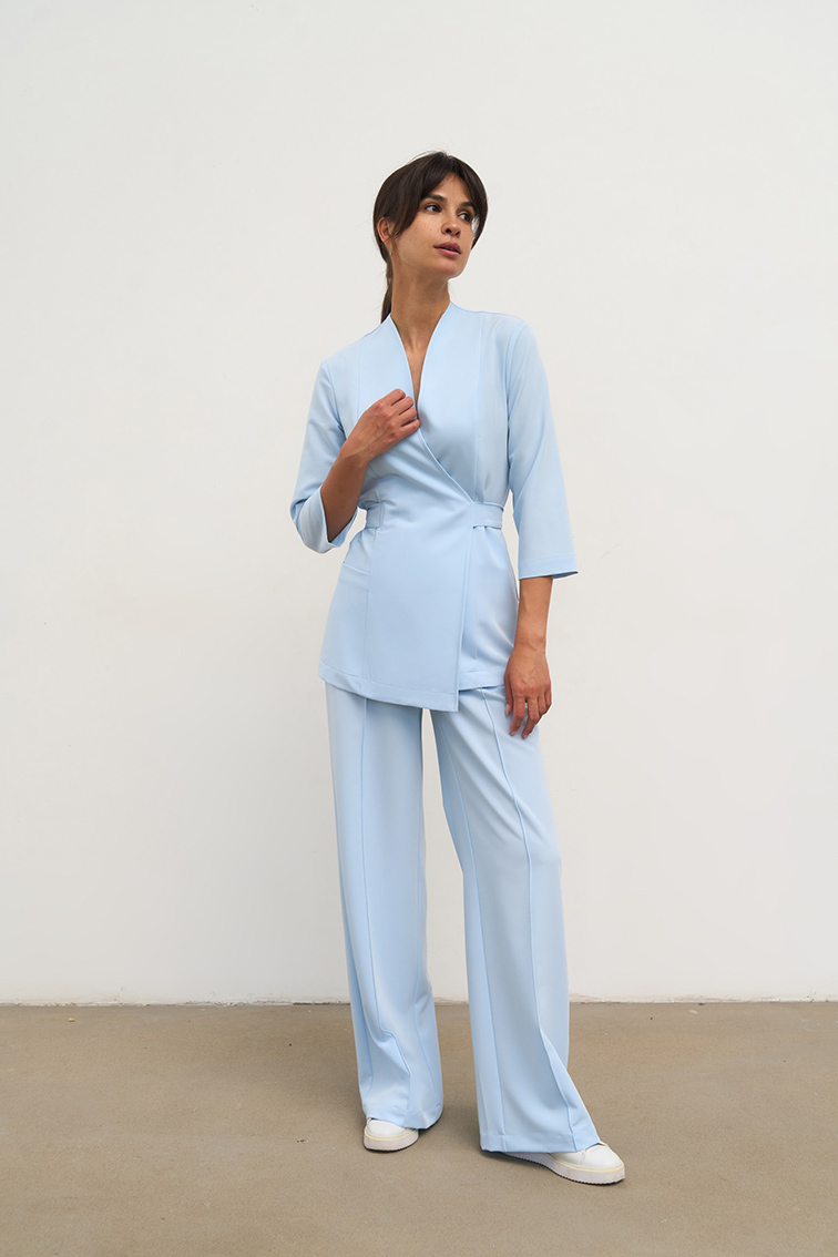 Классические брюки со стрелками голубые KL 309