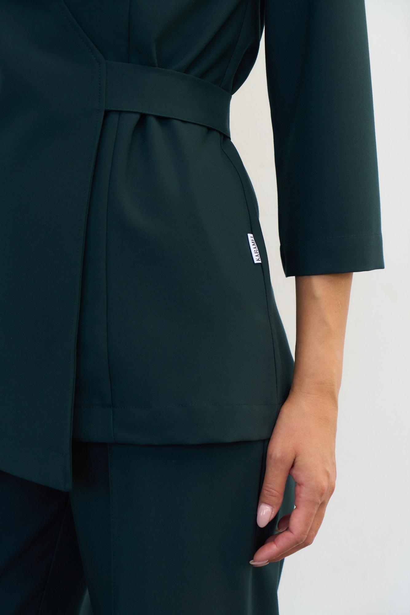 Блуза на запахе с поясом с рукавом 3/4 изумрудная KL 211