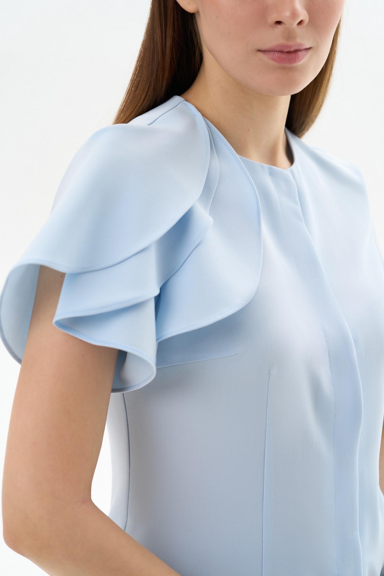 Блуза с акцентным элементом на плече голубая KL 223