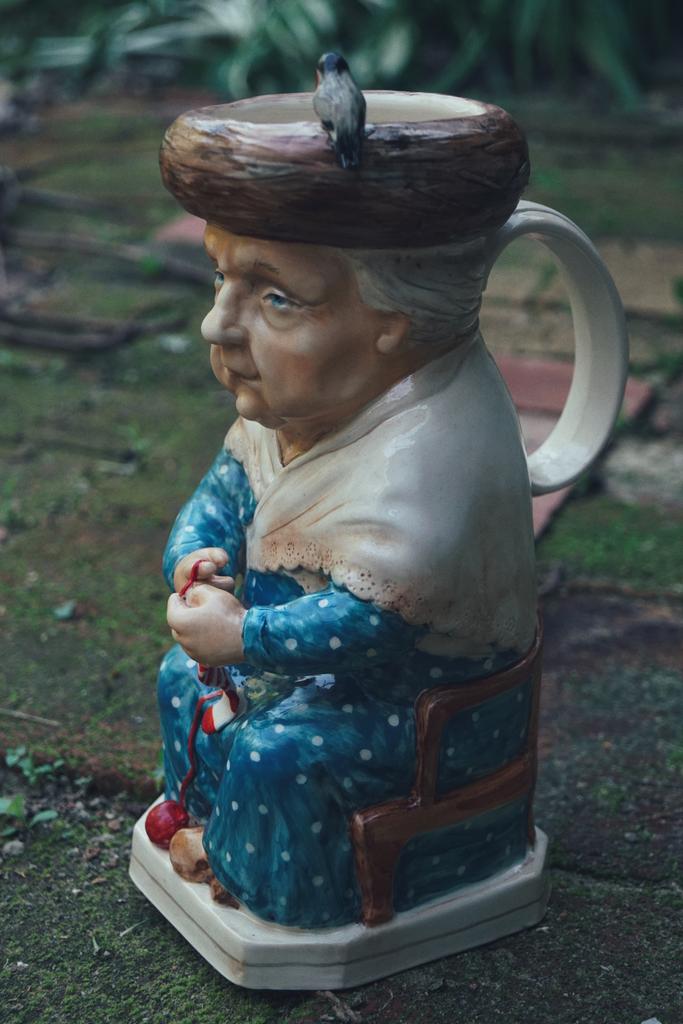 Кувшин/ваза Бабушка Пирата