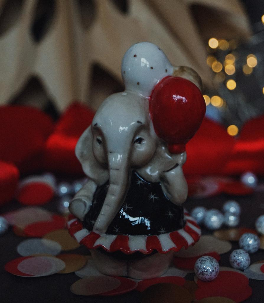 Елочная игрушка «Принцесса цирка»