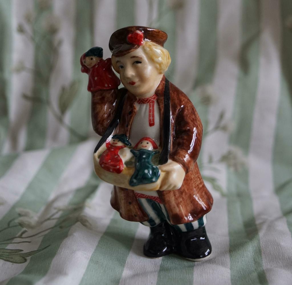 Елочная игрушка Коробейник