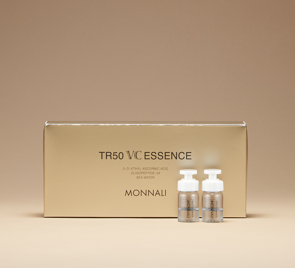 Сыворотка с витамином С и теломеразой для сияющей кожи лица (MONNALI TR50 vc essence), 4.75 мл x 4 шт.