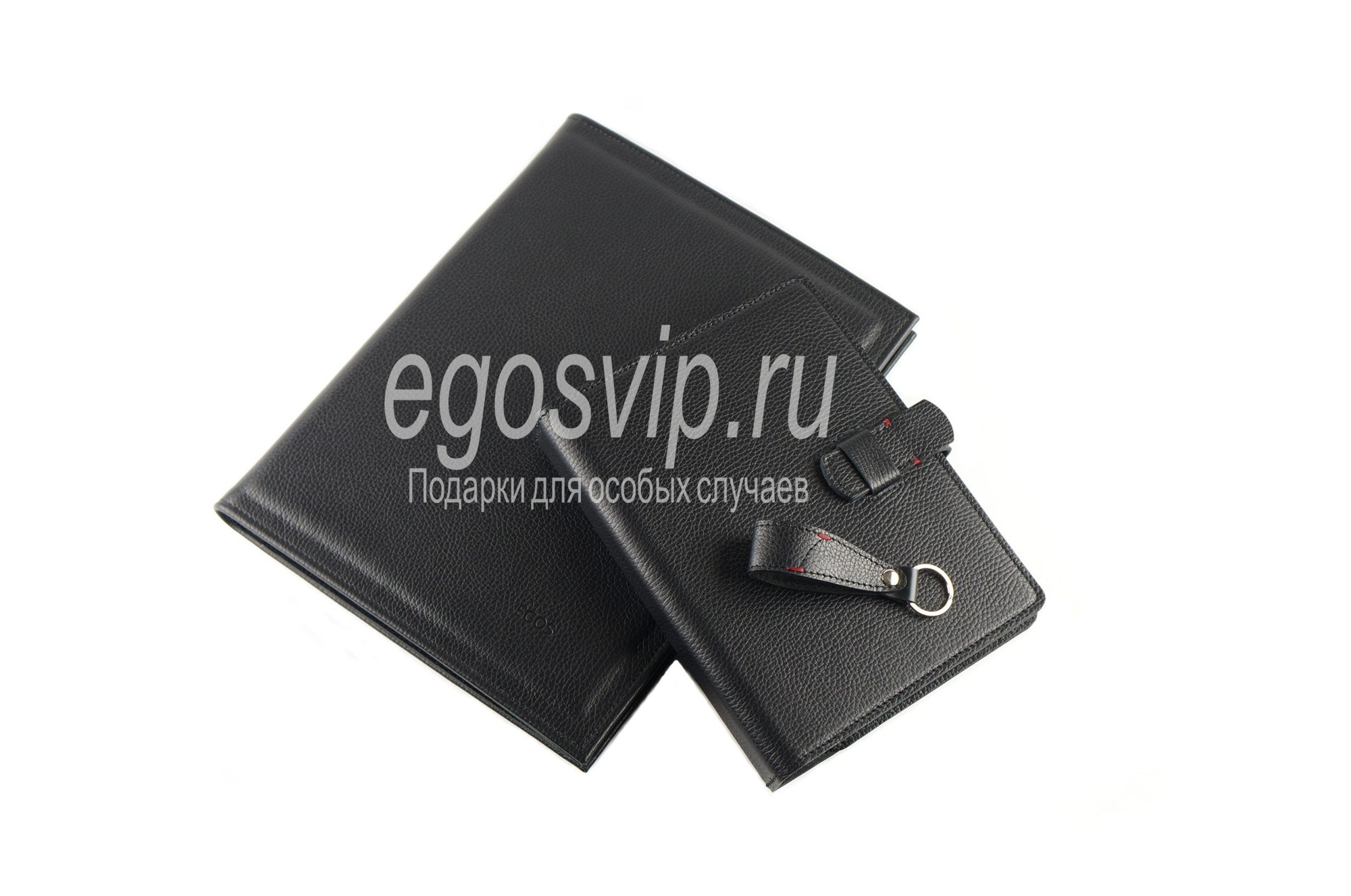 ПОДАРОЧНЫЙ НАБОР  № 2– кожаная конференц-папка, ежедневник и брелок /черный флотер