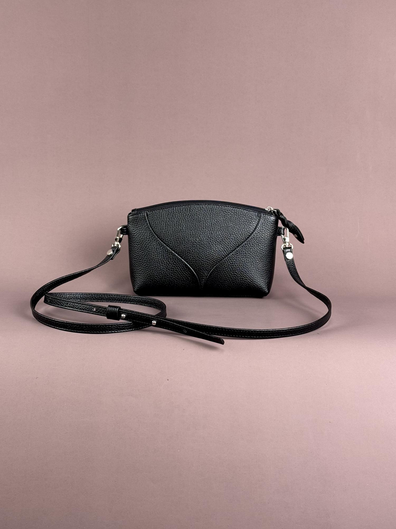 Голубка черная (под заказ)