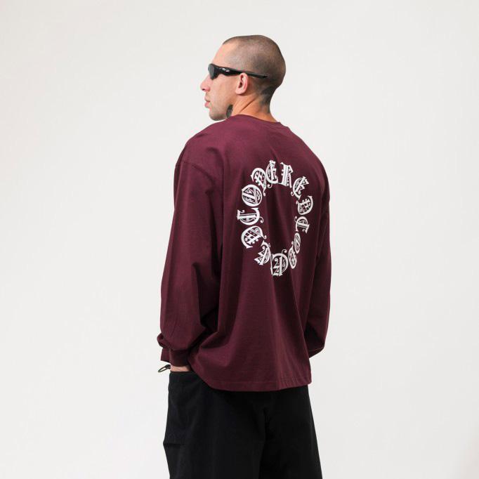 Лонгслив CODERED Oversleeve Gothic Round Logo Вишневый тёмный