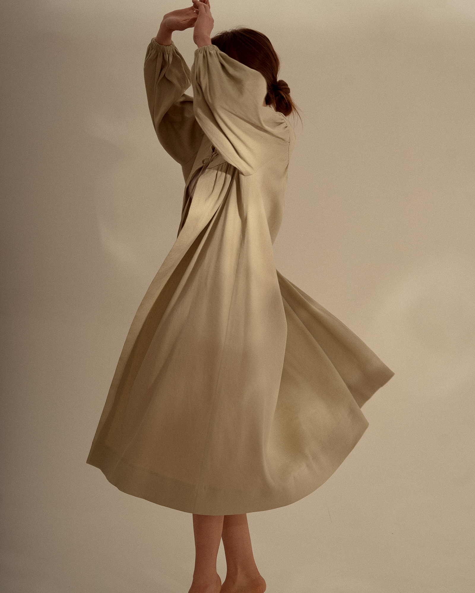 Легкий плащ