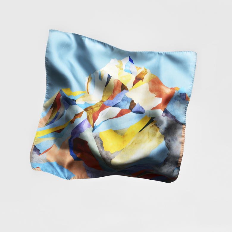 Платок-каре "Акварельные горы"