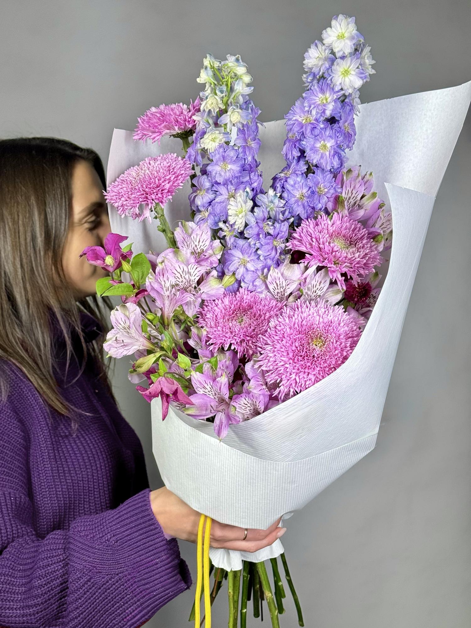 Фиолетовый