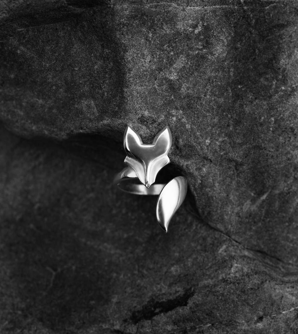 Кольцо Лиса, белая латунь I White Fox