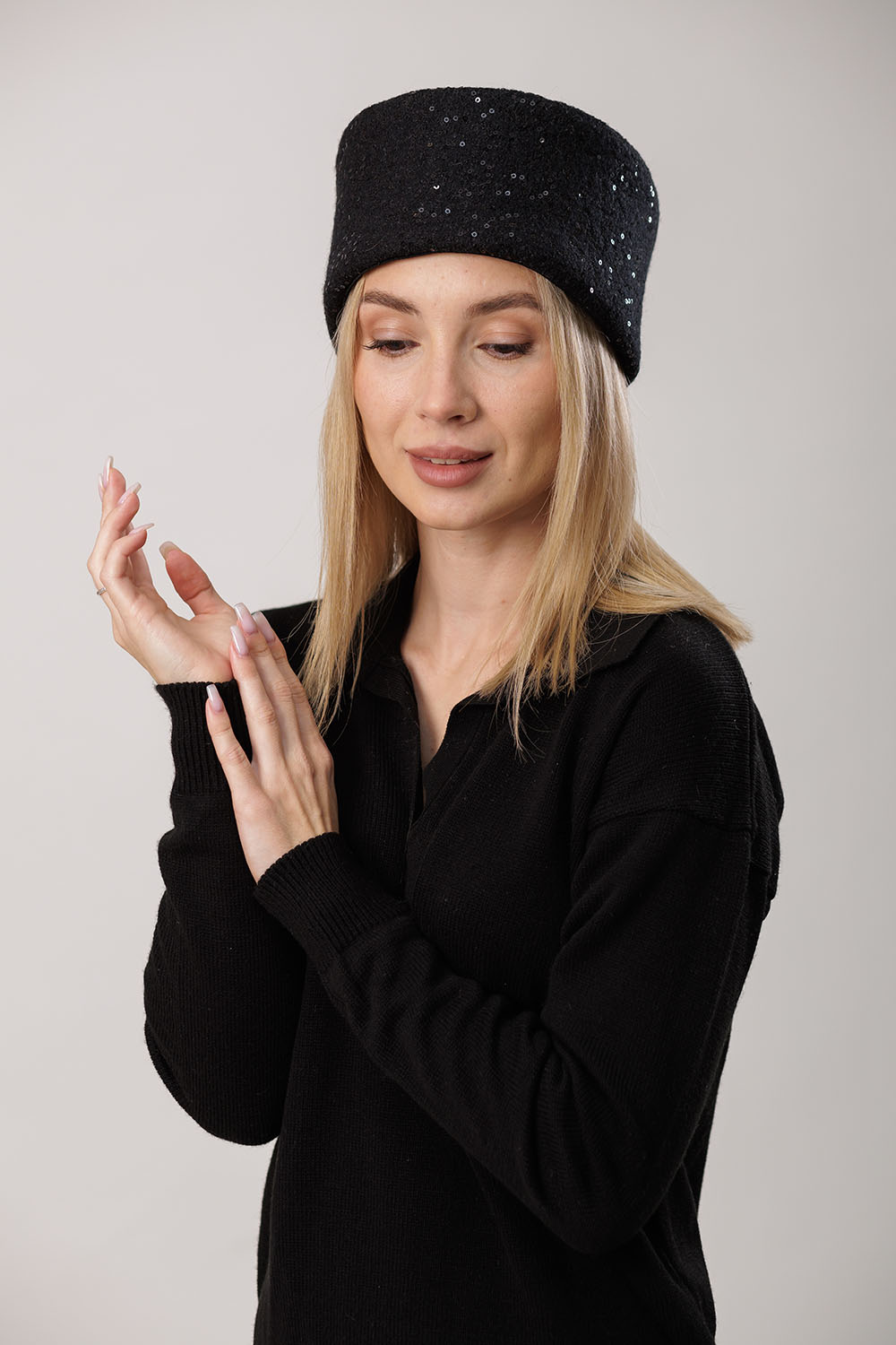 Твблетка "Зима" с пайетками