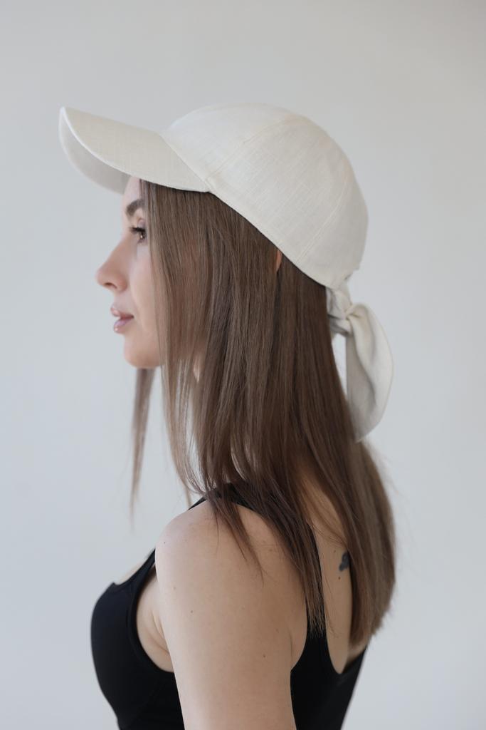 Бейсболка с завязками