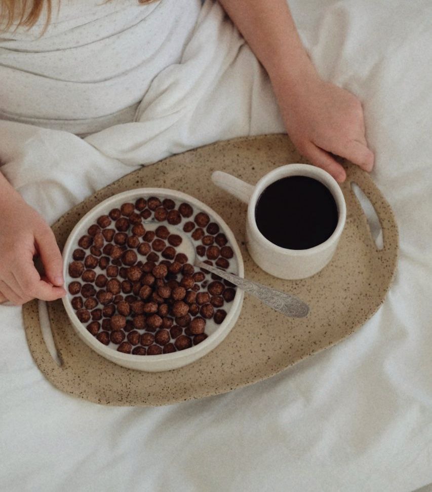 Керамический поднос-блюдо для завтраков