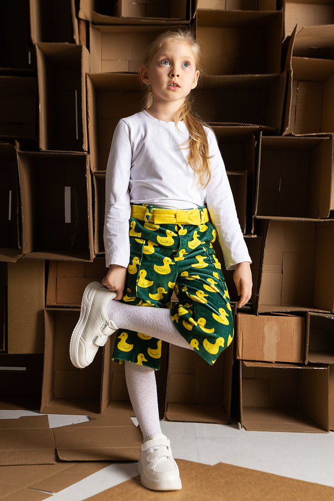 Удлиненные шорты из плюша зеленые