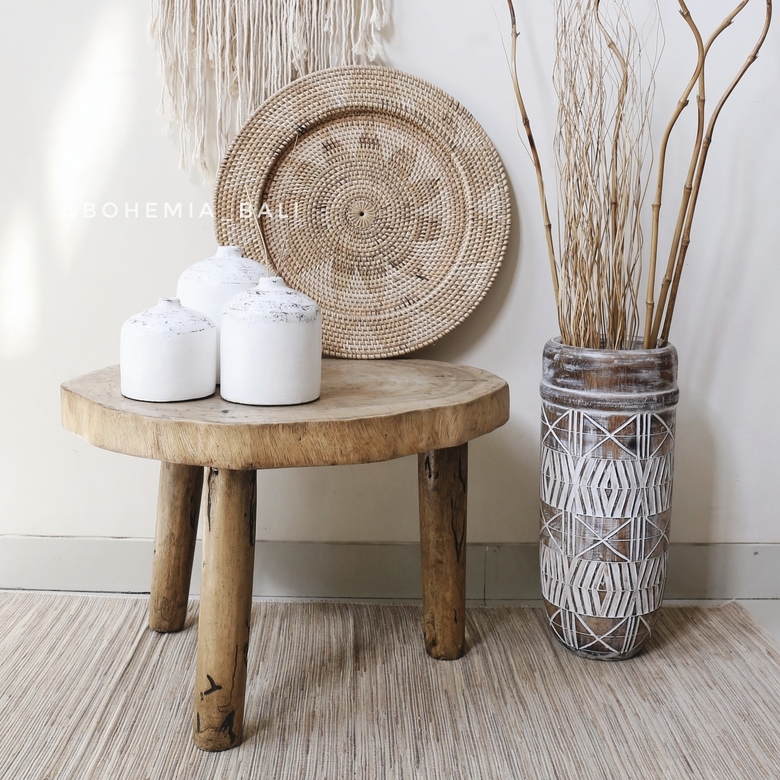 Ваза из массива дерева