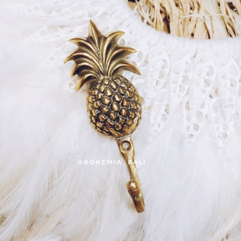 Крючок из бронзы ананас 11 см