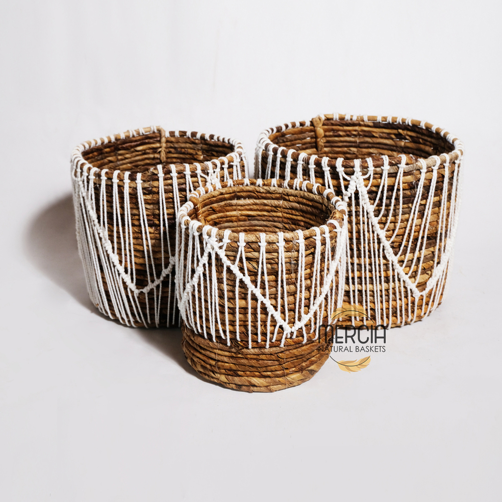 Basket banana leaf  + macrame 90
