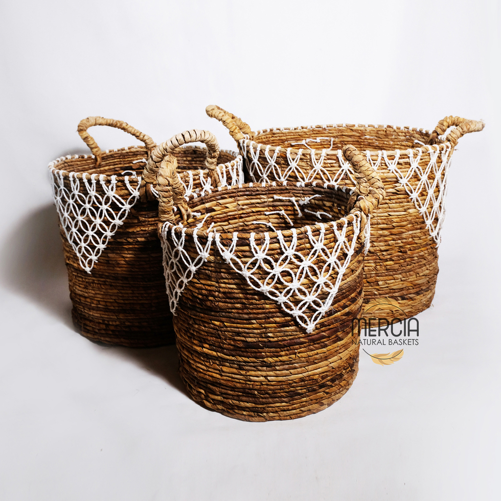 Basket banana leaf  + macrame 100