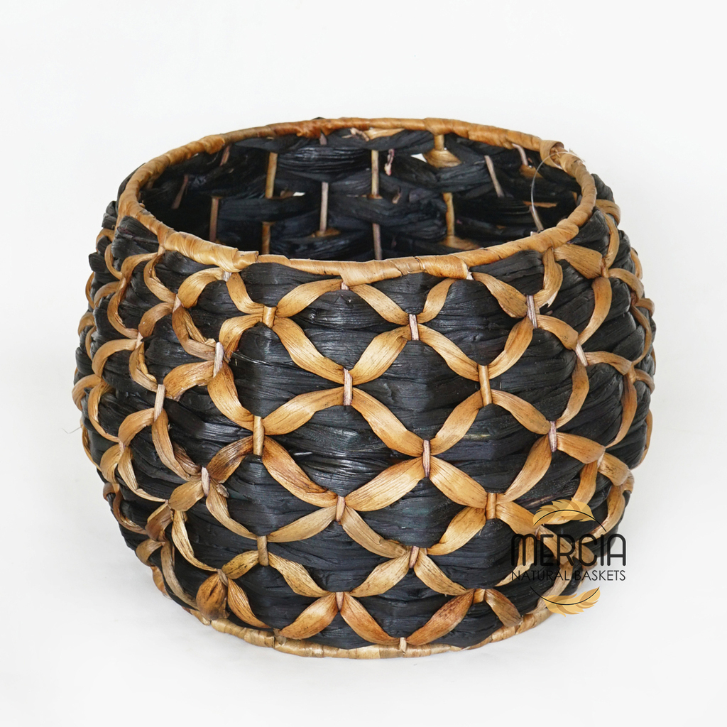 Basket Water hyacinth 114