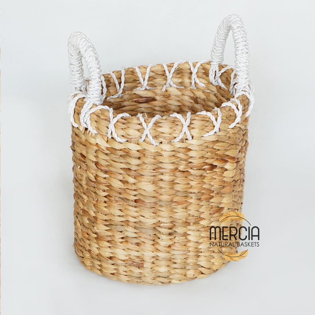 Basket Water hyacinth 123