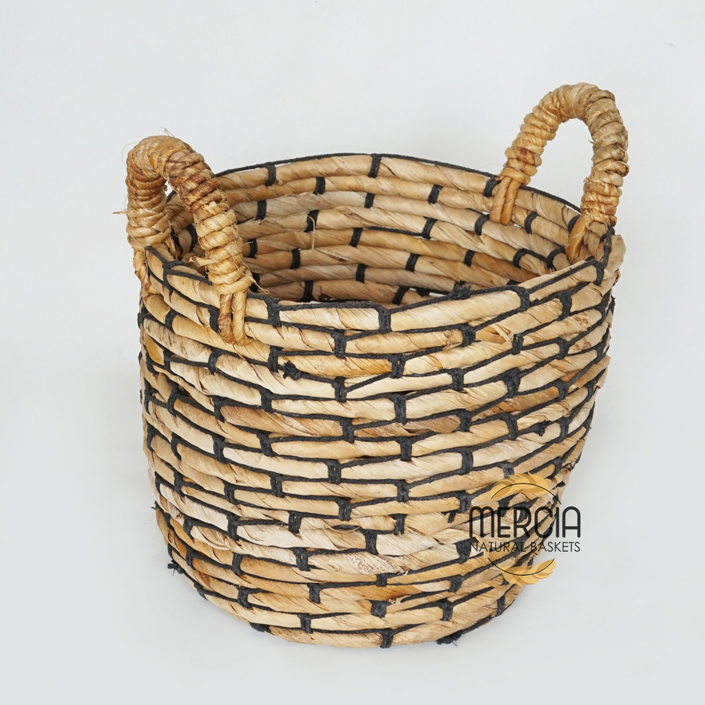 Basket banana leaf 124