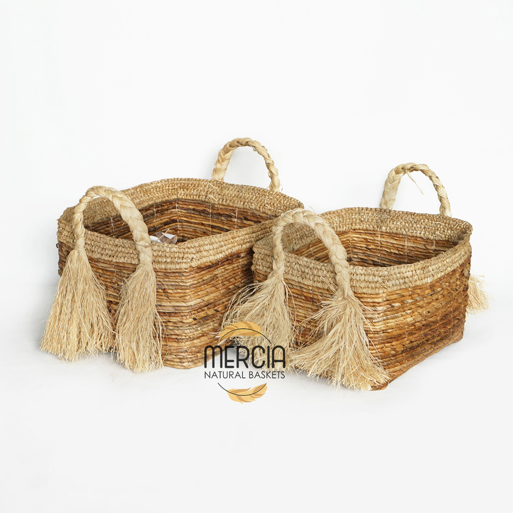 Basket banana leaf + sea grass 147