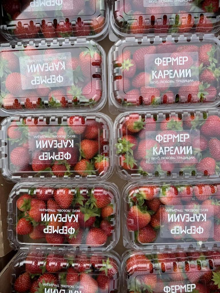 Клубника "Фермер Карелии" 450 г