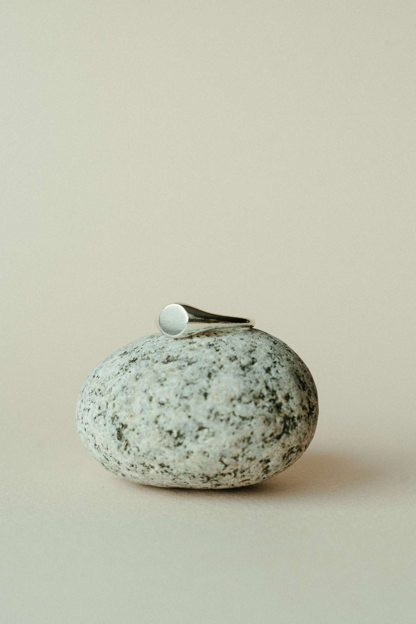 Кольцо - печатка Орбита