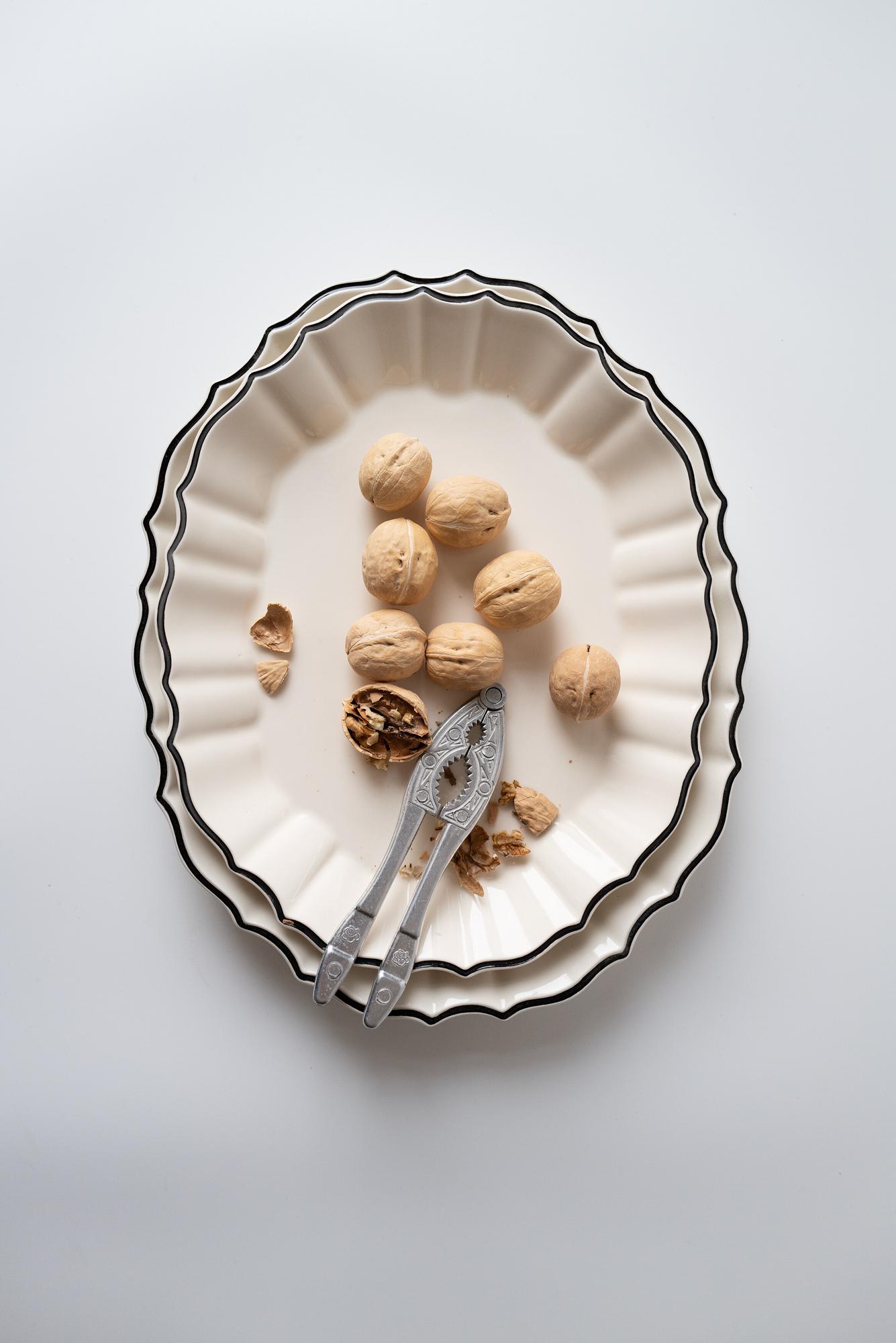 Овальное блюдо «Бистро» с черным кантиком