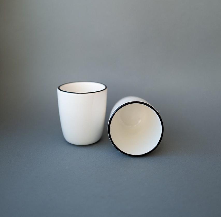 Стаканы «Классика» с чёрным кантиком