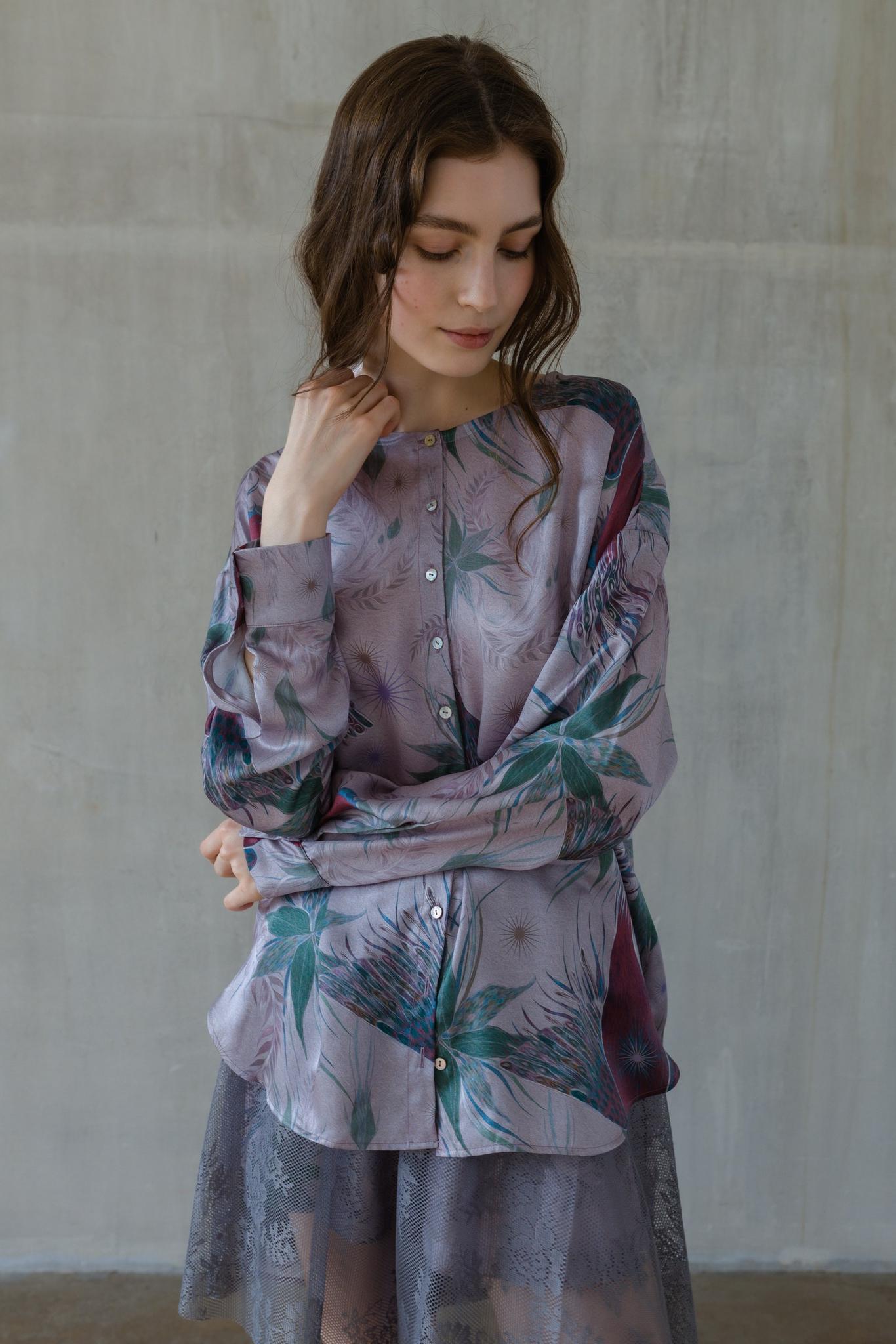 Шелковая рубашка с принтом Феникс/Silk shirt with Phoenix print